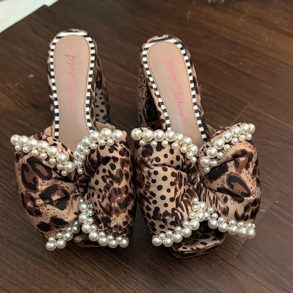 Betsey Johnson Leopard Print Pearl Embellished Women's heels